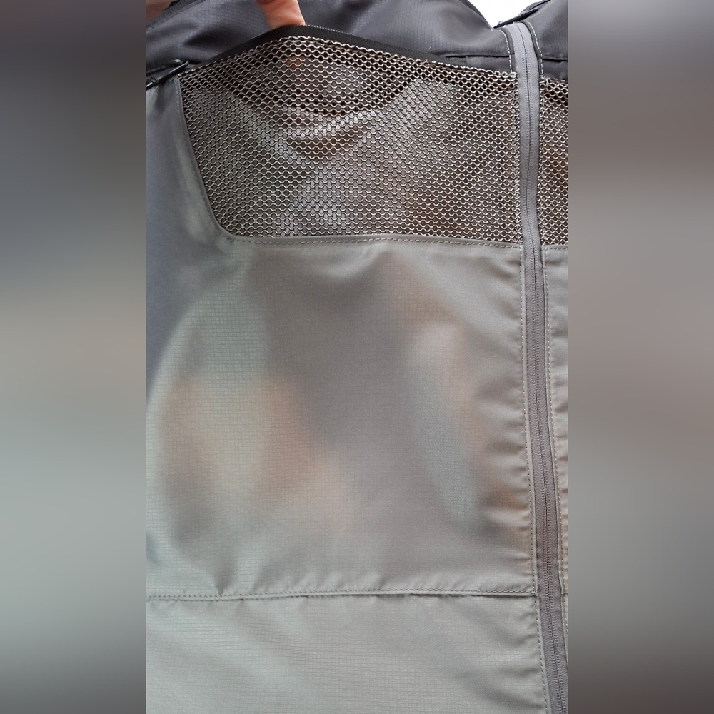 Tumi Garment Cover - Picture 15 of 16